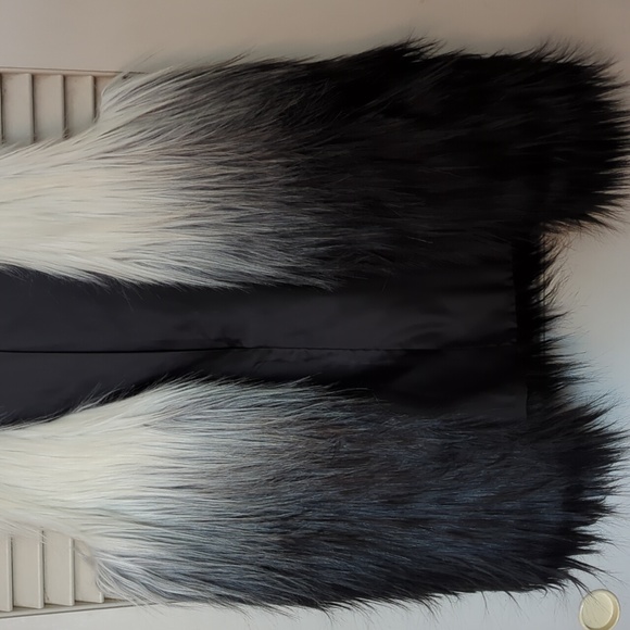 Kensie Faux Vest - Picture 3 of 5